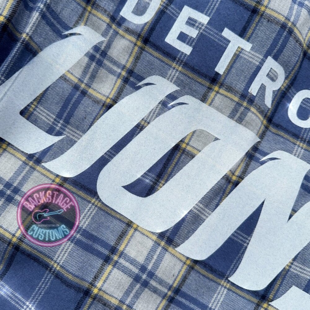 🦁 Detroit Lions Shimmer Flannel - Picture 5 of 12